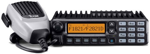 Icom IC-F2821 Профессиональная автомобильная UHF радиостанция диапазона 400-470 Мгц, 256 каналов памяти, мощность 45 Вт.