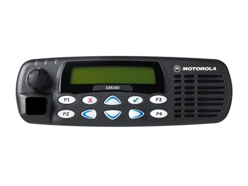Motorola GM360 LB2 Аналоговая автомобильная LB радиостанция диапазона 36-42  Мгц, 255 каналов памяти, максимальная мощность 60 Вт