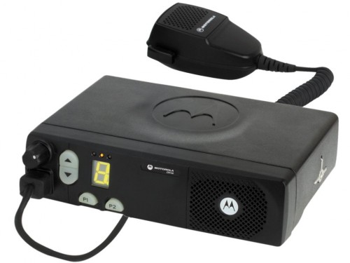 Motorola CM140 VHF2 PWR Аналоговая автомобильная VHF радиостанция диапазона 146-174  Мгц, 8 каналов памяти, максимальная мощность 45 Вт 